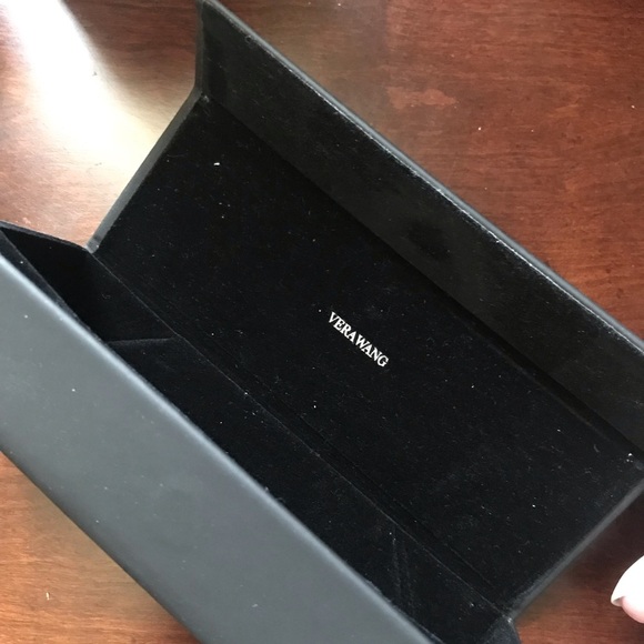 👓VERA WANG Eyeglass Holder/Case - Picture 7 of 10